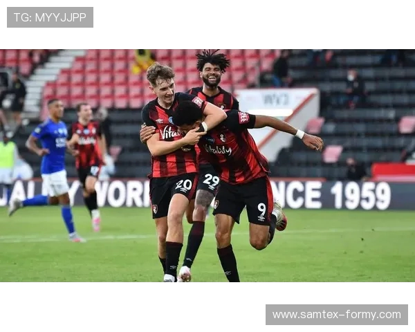 久违的红魔精神再燃 曼联用团结与激情诠释真正的团队力量